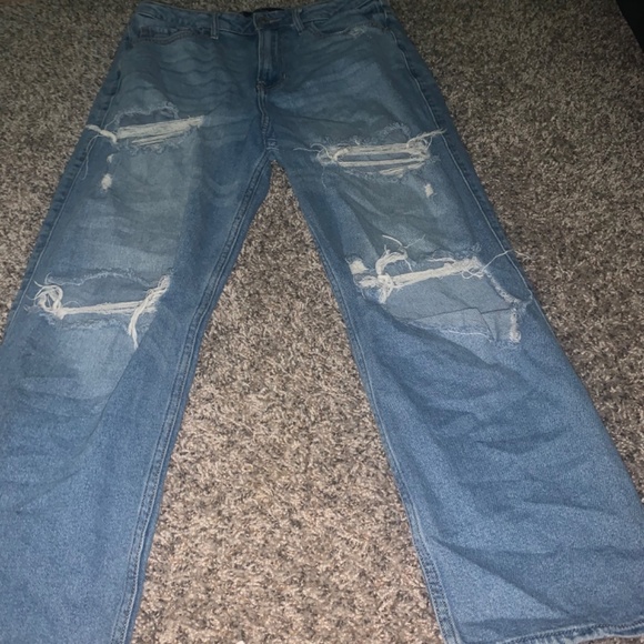 Jeans - Picture 2 of 2